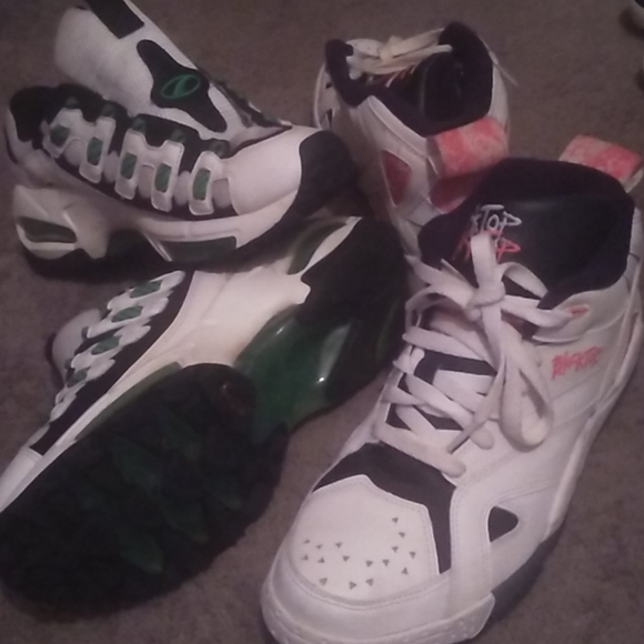 Reebok black tops, puma's - Picture 1 of 2